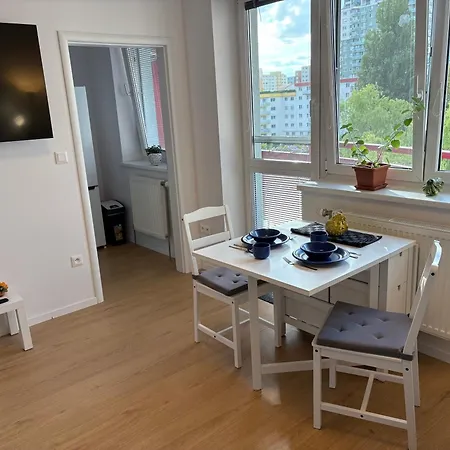 Apartament The White Nest Ac & Balcony *