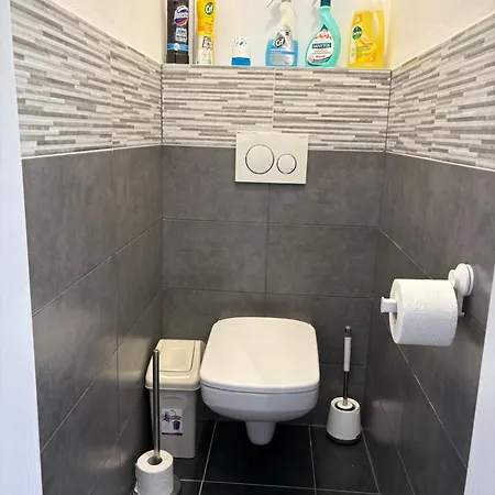 아파트 The White Nest Near Center *