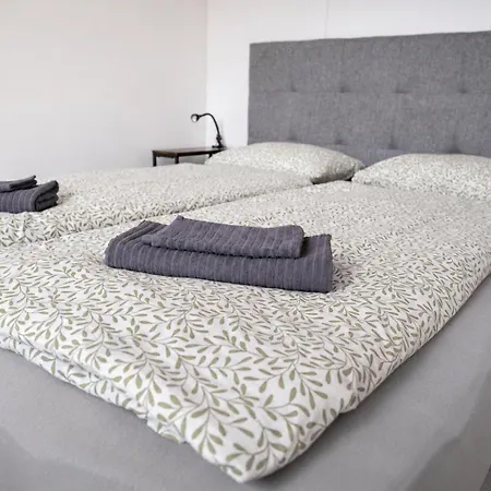 Apartament The White Nest Ac & Balcony