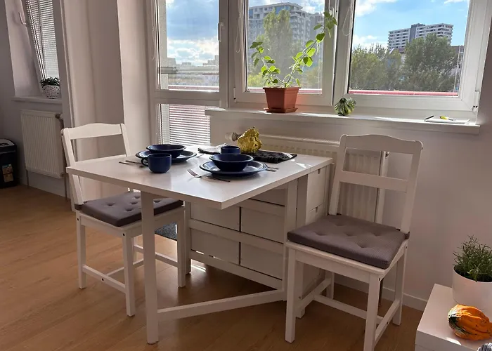 The White Nest Near Center